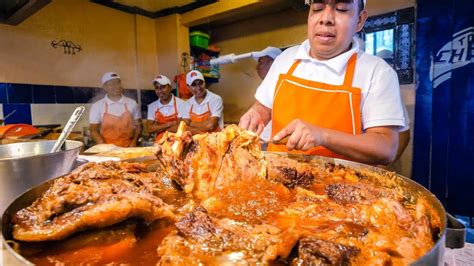  Xavier Lopez's Taco Tour de Force Ignites Culinary Controversy! A Celebration of Mexican Flavors or a Cultural Appropriation Catastrophe?